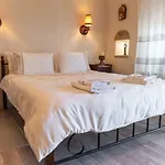 Apartment Historic In The Heart Of The *