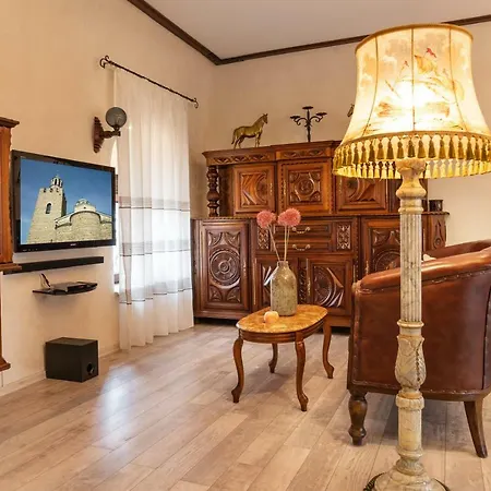 Historic In The Heart Of The * Veliko Tarnovo