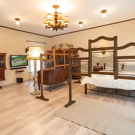 Historic In The Heart Of The Apartment Veliko Tarnovo