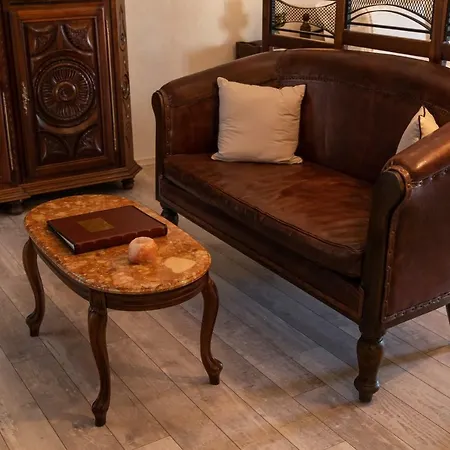 Historic In The Heart Of The Veliko Tarnovo