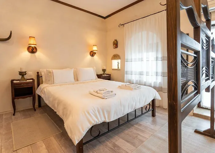 Apartman Historic In The Heart Of The