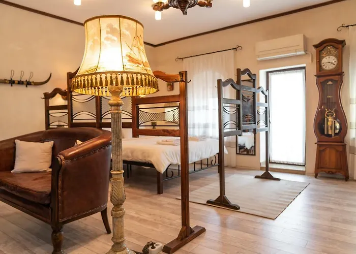 Apartman Historic In The Heart Of The *